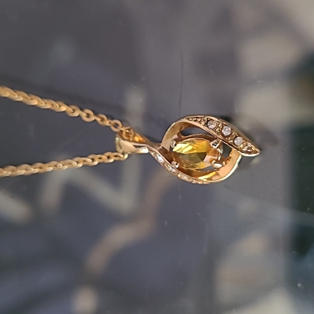 Vintage Avon Jewelry Set ❤️ - Picture 3 of 10